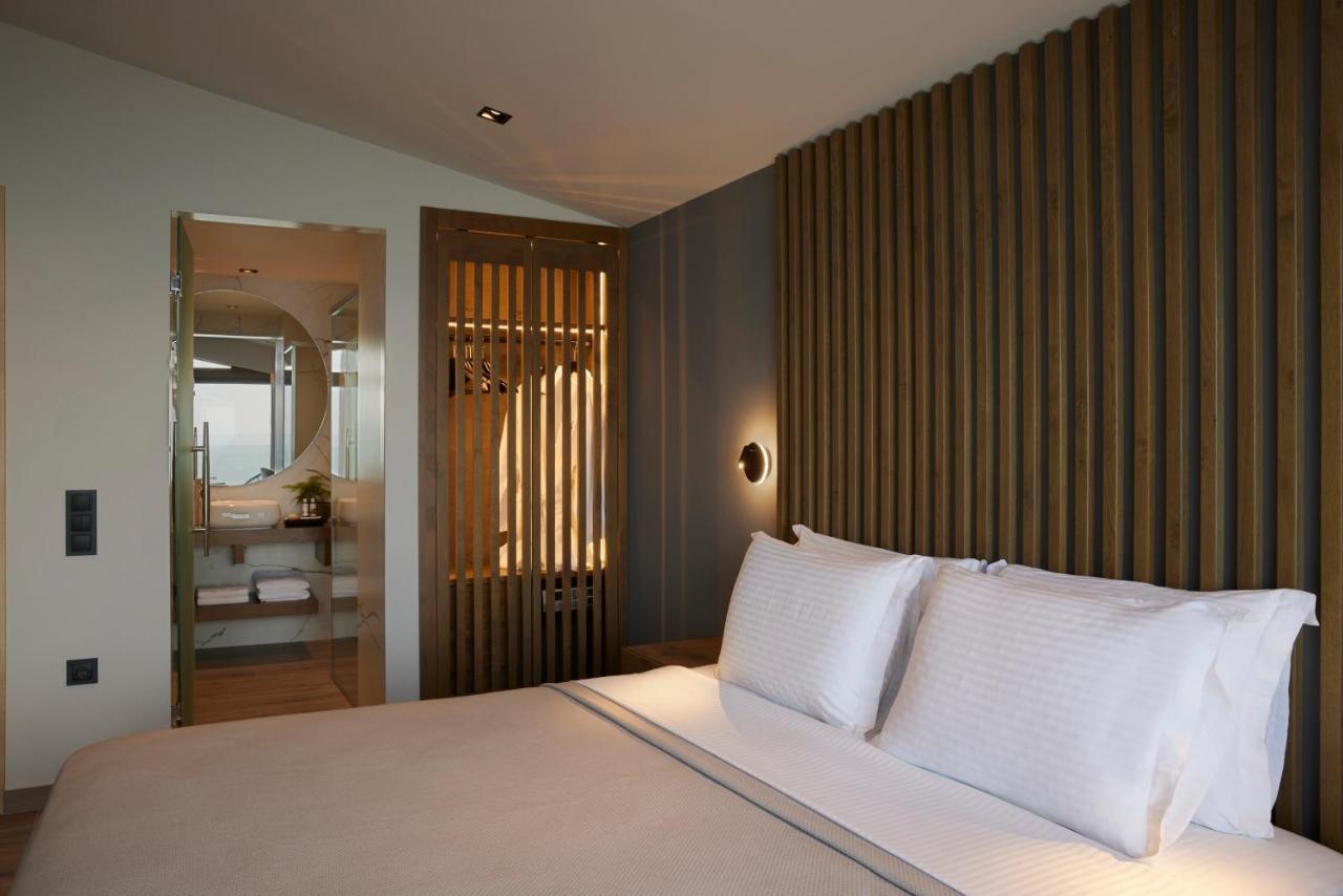 Villa Omnia - Luxury Bound On Earth Nea Moudania Exterior foto